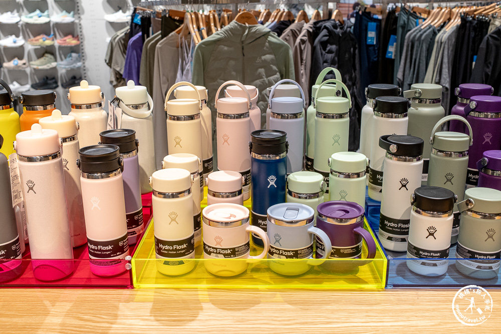 不知道去哪，那就去大江！桃園最好逛的商場，2025年最具話題的年輕人一條街！全桃最美打卡mall 室內聖誕車站、聖誕市集 就在大江購物中心！