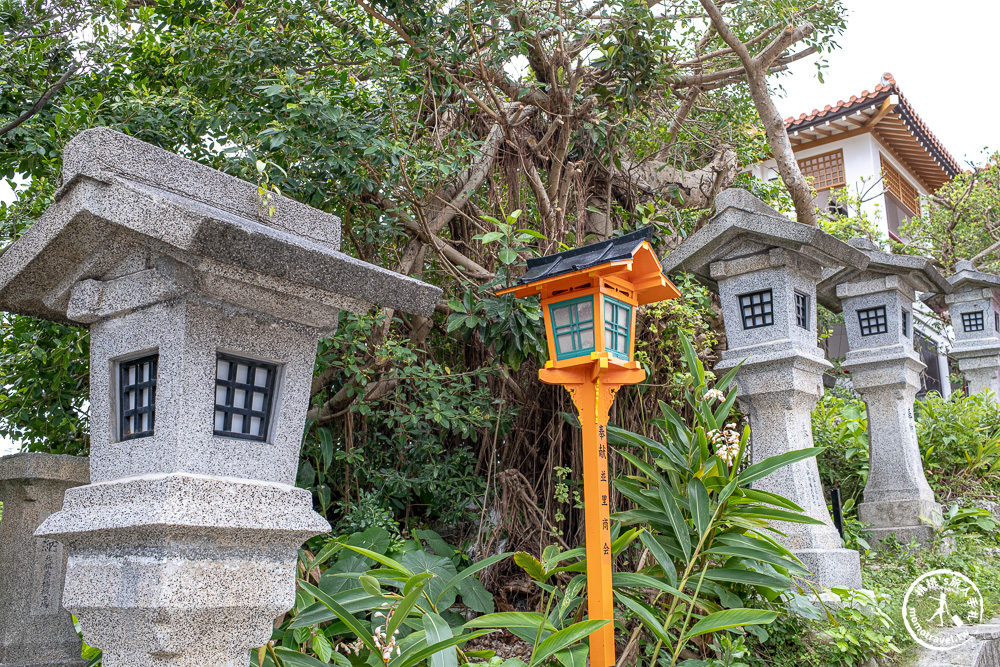 沖繩波上宮散步攻略|交通、御守、御朱印、波之上海灘、私房拍攝點 沖繩波上宮散步攻略|交通、御守、御朱印、波之上海灘、私房拍攝點