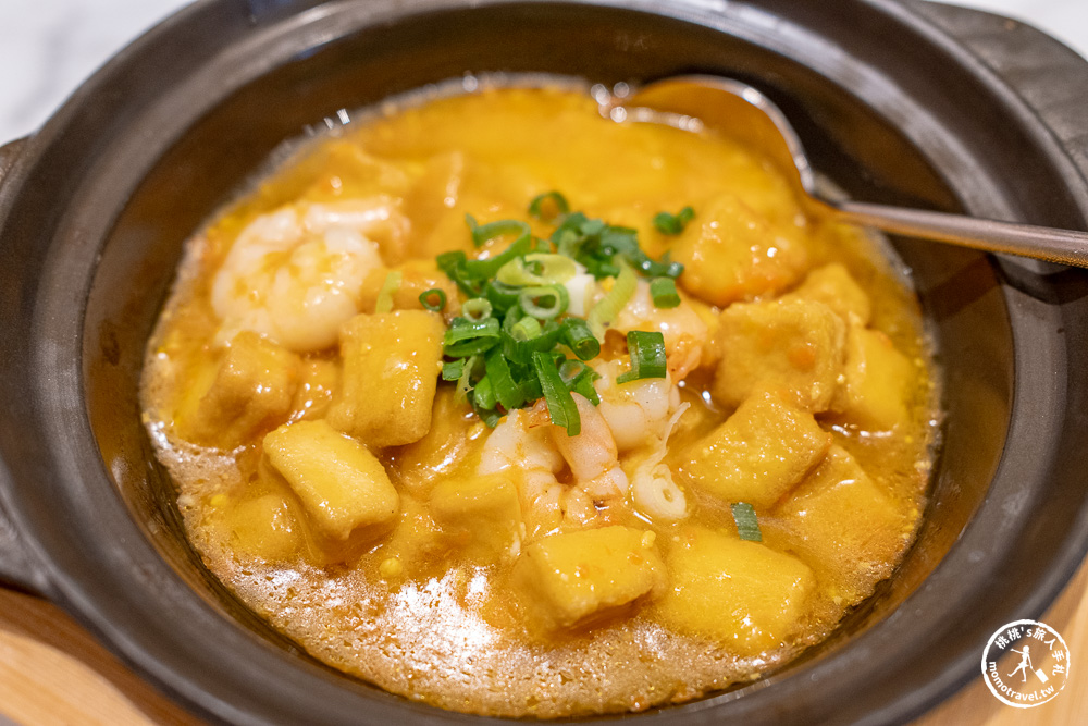 不知道去哪，那就去大江！桃園最好逛的商場，2025年最具話題的年輕人一條街！全桃最美打卡mall 室內聖誕車站、聖誕市集 就在大江購物中心！