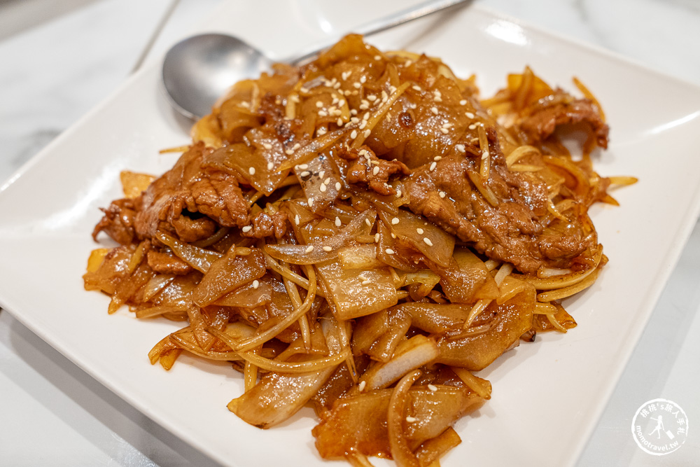 不知道去哪，那就去大江！桃園最好逛的商場，2025年最具話題的年輕人一條街！全桃最美打卡mall 室內聖誕車站、聖誕市集 就在大江購物中心！