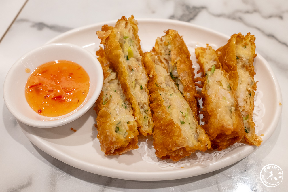 不知道去哪，那就去大江！桃園最好逛的商場，2025年最具話題的年輕人一條街！全桃最美打卡mall 室內聖誕車站、聖誕市集 就在大江購物中心！