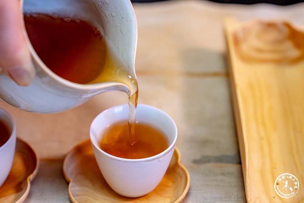 宜蘭礁溪美食|日光山茶屋-品茶．賞景．文青風私房景點推薦-還有主題包廂(菜單價格.營業時間)