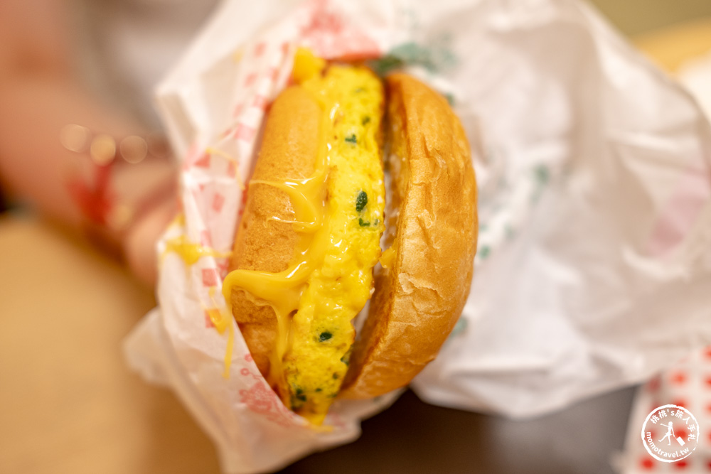 沖繩美食推薦|JEF Burger 那霸店|在地人都愛的苦瓜漢堡&薯條必吃！(交通方式.完整菜單)