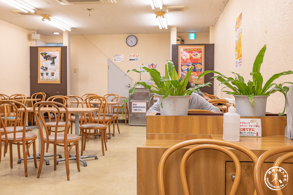 沖繩美食推薦|JEF Burger 那霸店|在地人都愛的苦瓜漢堡&薯條必吃！(交通方式.完整菜單)