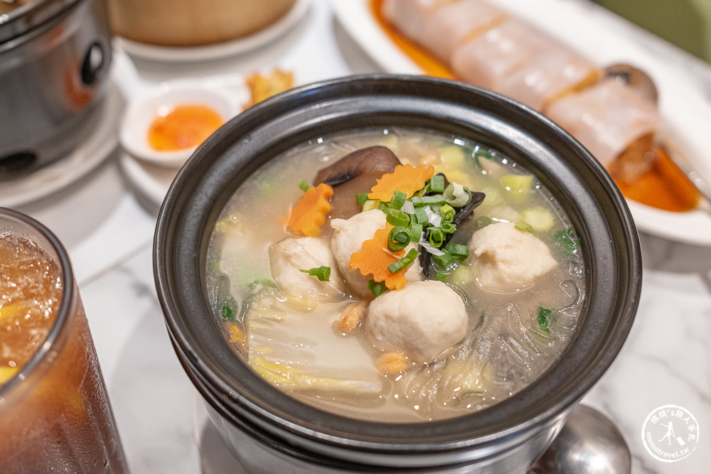 不知道去哪，那就去大江！桃園最好逛的商場，2025年最具話題的年輕人一條街！全桃最美打卡mall 室內聖誕車站、聖誕市集 就在大江購物中心！