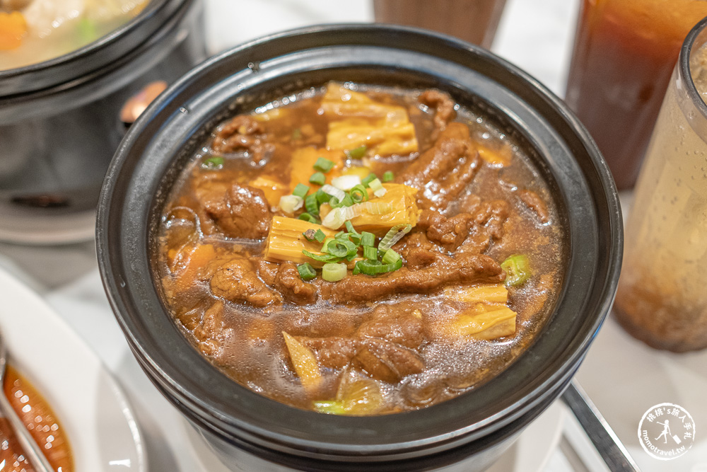 不知道去哪，那就去大江！桃園最好逛的商場，2025年最具話題的年輕人一條街！全桃最美打卡mall 室內聖誕車站、聖誕市集 就在大江購物中心！