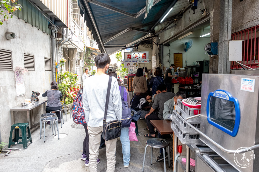 雲林斗六美食|吳記肉圓-斗六西市場70年老店|太平老街周邊推薦(菜單價格.營業時間.可宅配)