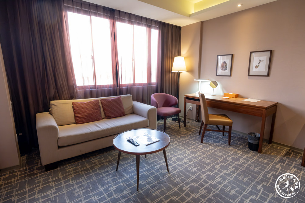 嘉義西區住宿|福泰桔子商旅文化店|早餐超好吃推薦、走路就能到文化路夜市(評價推薦.訂房預約.交通停車)