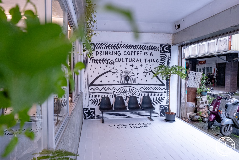 宜蘭五結美食|BlOCK COFFEE-探訪老屋新生的咖啡時光(菜單價格.營業時間)