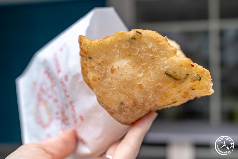 花蓮市區美食|林記明禮路葱油餅-非尋常炸彈蔥油餅，讓人一吃就愛上的爆漿魔法(菜單價格.營業時間)
