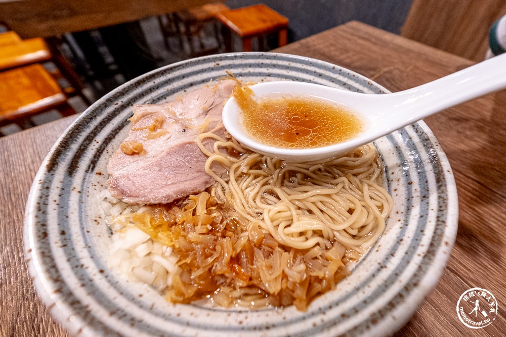 台北大安美食|麵屋壹の穴 ICHI-豚骨魚介與秋刀魚拉麵推薦-國父紀念館拉麵必吃(營業時間.菜單價格)