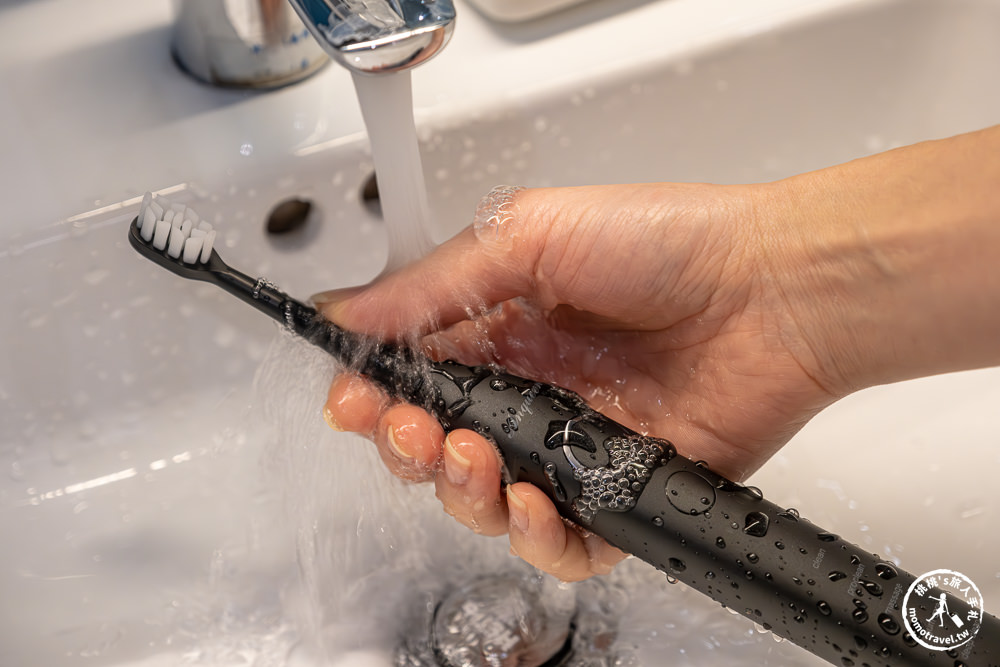 Anqueen安晴臻至潔白智能音波電動牙刷AQ-B101|用過回不去!深層清潔.軟毛舒適刷頭.潔牙推薦！