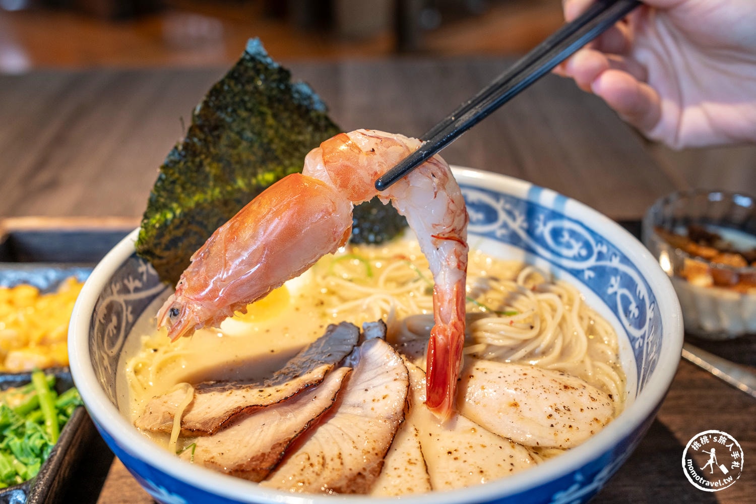 花蓮市區美食|定置漁場三代目花蓮將軍府-濃郁魚白湯免費加湯加麵，入駐最美1936日式古蹟園區！菜單/交通停車/訂位資訊