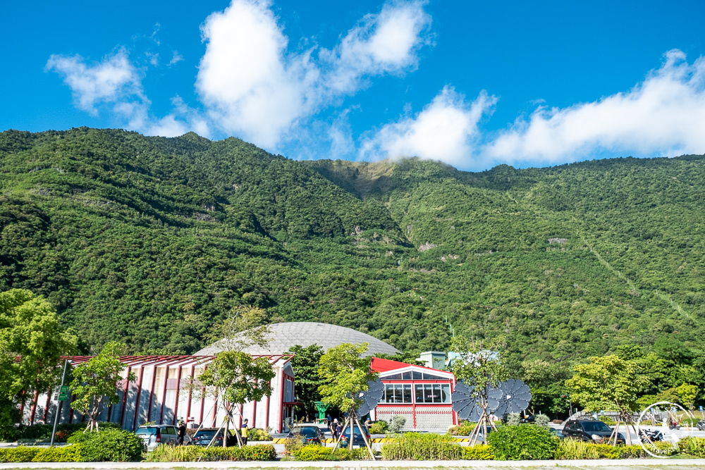 花蓮秀林景點》台泥DAKA園區 蘇花改下第一站│全新打卡點＋星巴克和平門市+玻璃屋7-11 必造訪推薦！