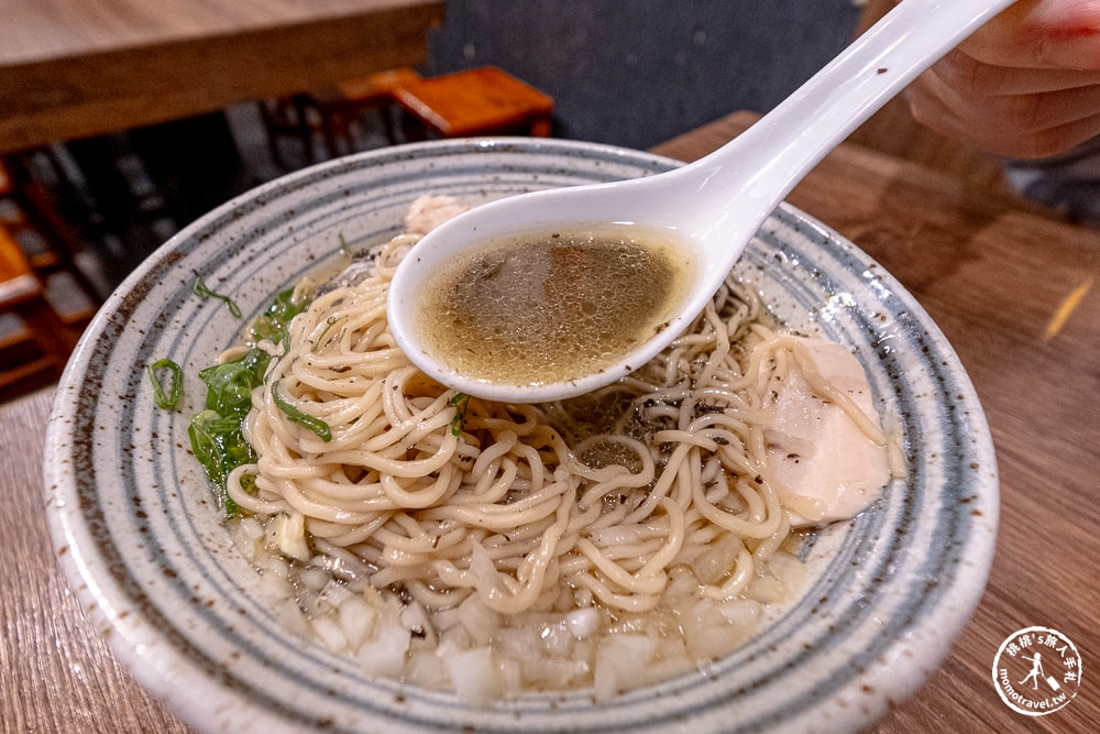 台北大安美食|麵屋壹の穴 ICHI-豚骨魚介與秋刀魚拉麵推薦-國父紀念館拉麵必吃(營業時間.菜單價格)