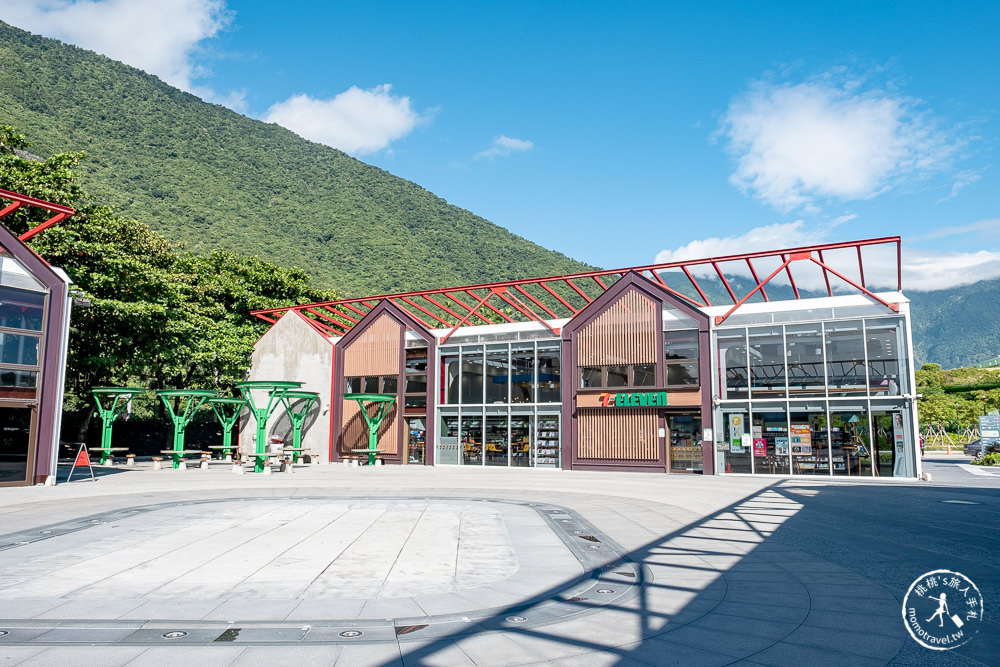 花蓮秀林景點》台泥DAKA園區 蘇花改下第一站│全新打卡點＋星巴克和平門市+玻璃屋7-11 必造訪推薦！