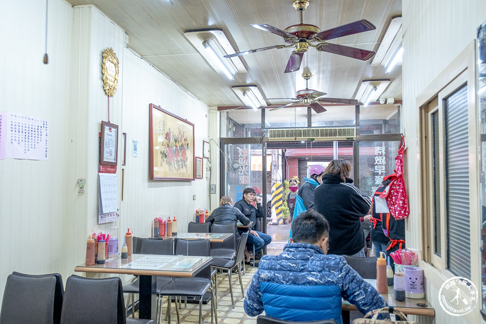 花蓮市美食|怡味餐店-現煎脆皮蛋餅.在地人推薦40年早餐店飄香(營業時間.菜單價格)