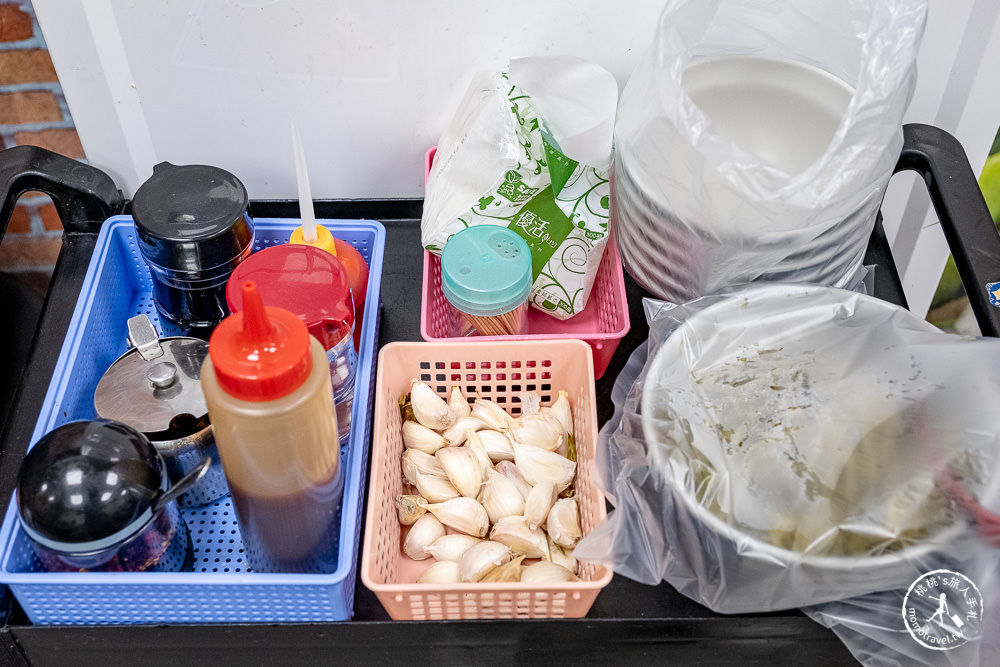 台北大安美食|金華街廖家牛肉麵|必點小菜豆干切兩份|米其林必比登推介