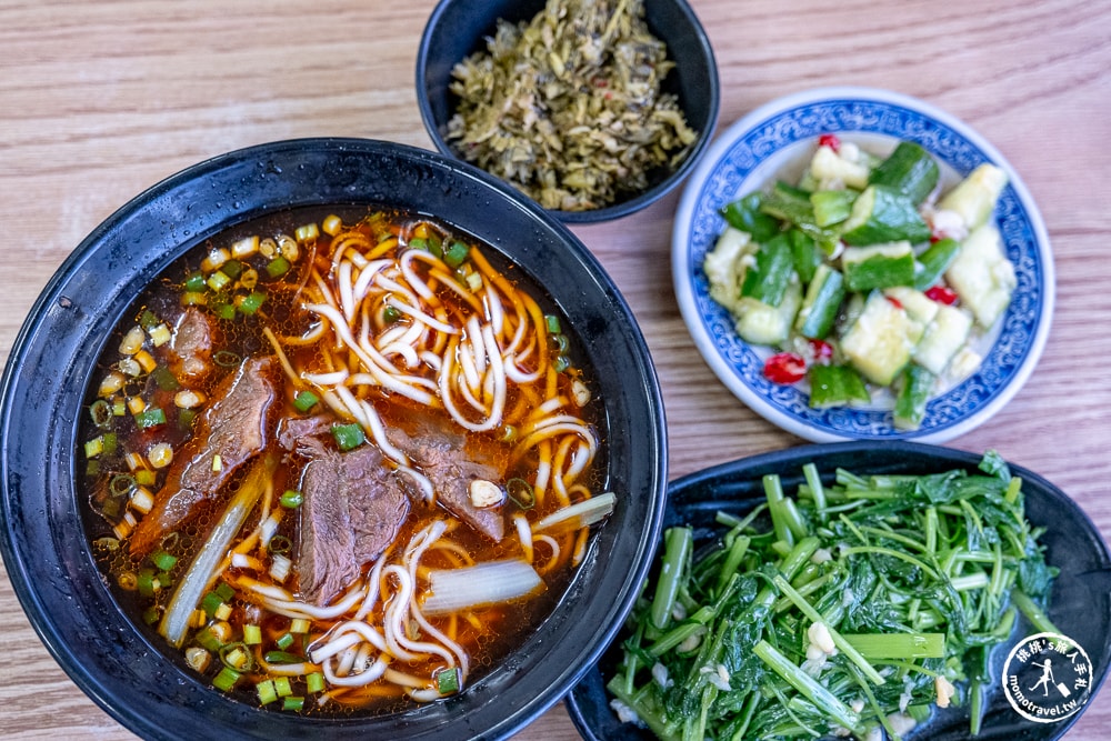 台中清水美食|清水牛肉麵-排隊招牌紅燒牛肉麵-人氣必點牛三寶、半筋半肉|好吃