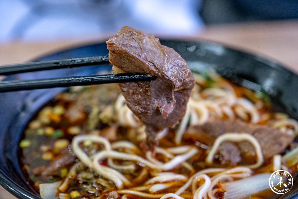 台中清水美食|清水牛肉麵-排隊招牌紅燒牛肉麵-人氣必點牛三寶、半筋半肉|好吃