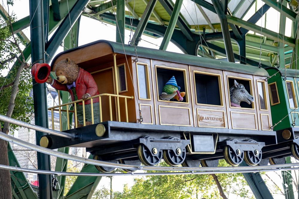 宜蘭市區景點|丟丟噹森林公園|幾米星空繪本 飛天火車2.0 重新啟程|廣場上4大繪本作品一次看