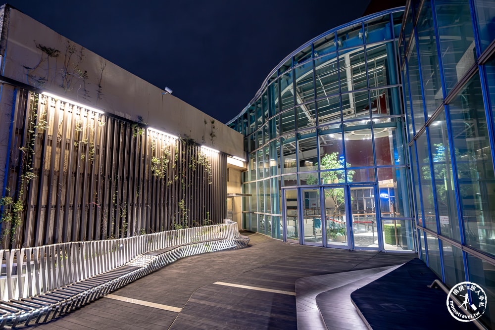 2024聖誕節活動|最美室內聖誕裝置藝術在大江購物中心！好拍好逛好吃還能免費停車，Z世代購物首選推薦！