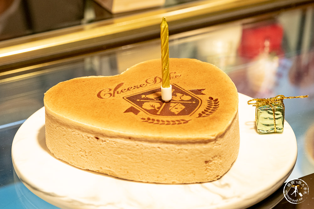 2021最浪漫耶誕城》大江購物中心501號聖誕市集英倫街景│全桃歲末最強回饋-中壢青埔購物免費停車最好逛