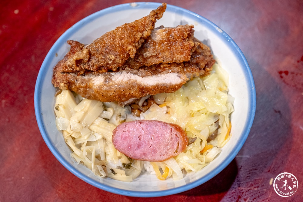 新北鶯歌美食|厚道飲食店-鶯歌老街人氣古早味排骨飯雞腿飯推薦(營業時間.菜單價格)
