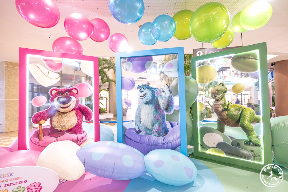 2024聖誕節活動|林口三井OUTLET-繽紛光之祭 蓬蓬星宇宙|聖誕樹裝飾.點燈時間.交通停車