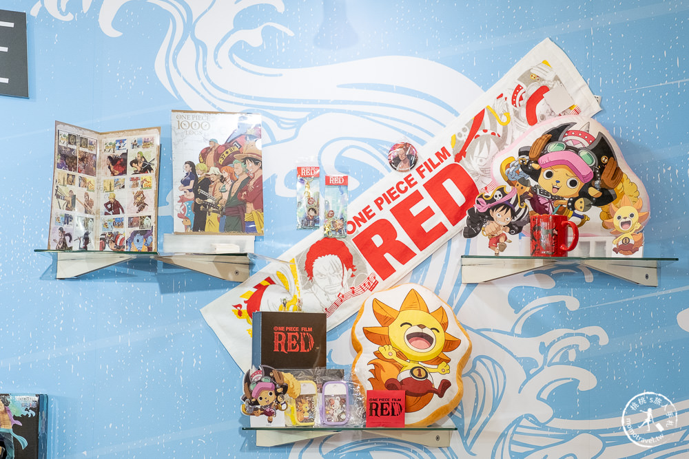 開箱!航海王快閃店|最新劇場版:紅髮歌姬+草帽一夥大型打卡展區+限量周邊商品及贈品活動|新光三越台北南西店一館啟航!!
