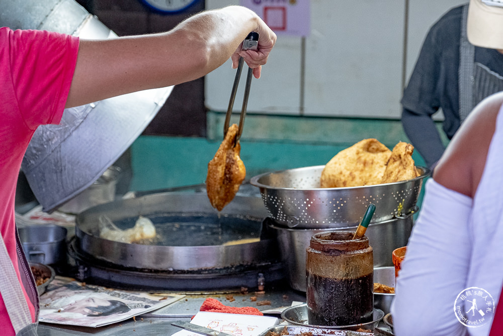 花蓮市區美食》黃車炸彈蔥油餅│可電話預訂取餐 免受現場排隊之苦～