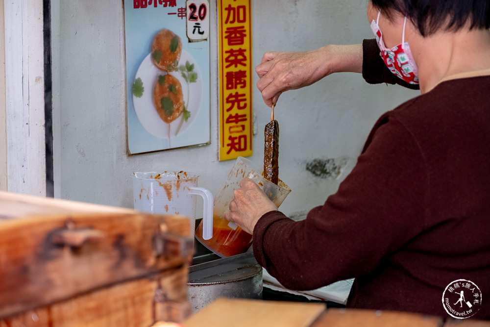 台北公館美食》珍記豬血糕│招牌一支熱賣40年 台大銅板小吃推薦 (菜單價格)