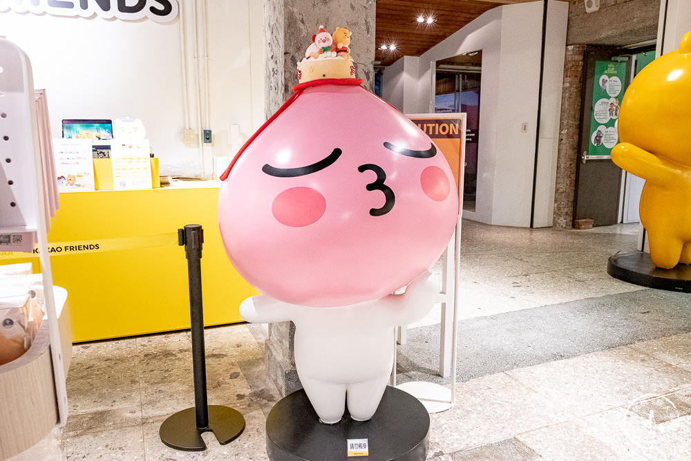 KAKAO FRIENDS 快閃店|巨型萊恩RYAN、屁桃APEACH 等人氣角色 台北華山文創期間限定登場