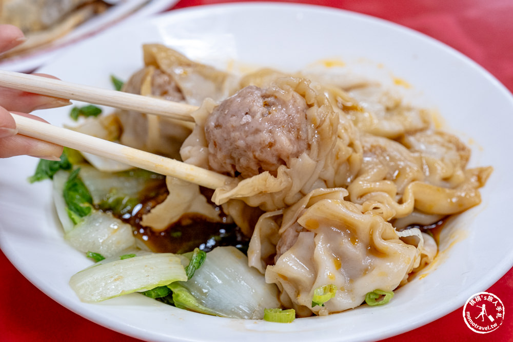 高雄苓雅美食|厚得福湯包麵食專賣店-不排隊吃不到的在地人氣名店