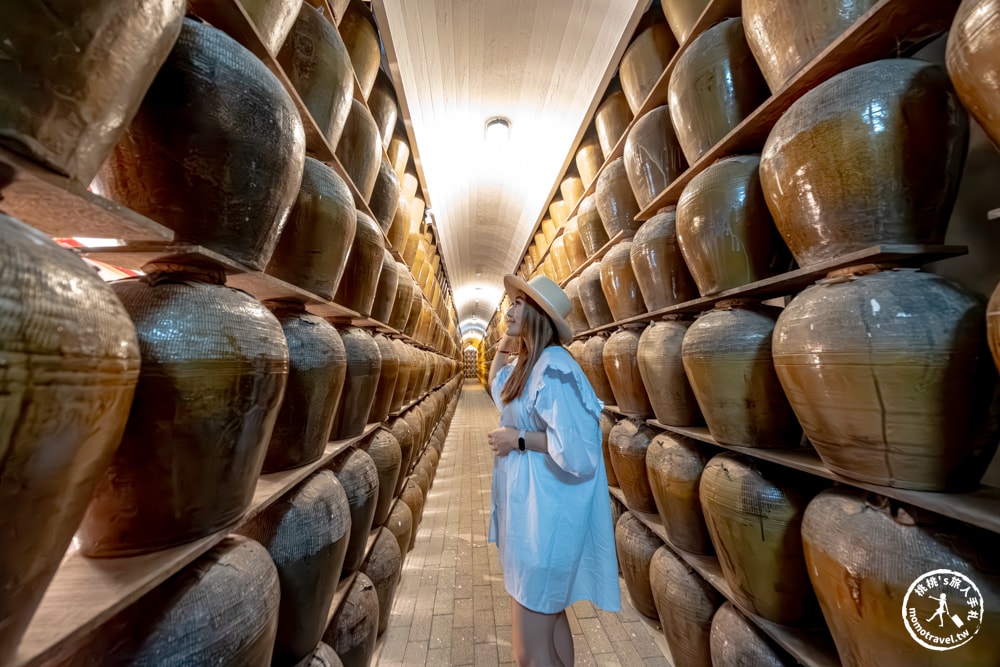 南投埔里景點|埔里酒廠展售中心(免門票)|酒甕隧道+光之稻穗長廊.酒香美景伴手禮 推薦參觀！