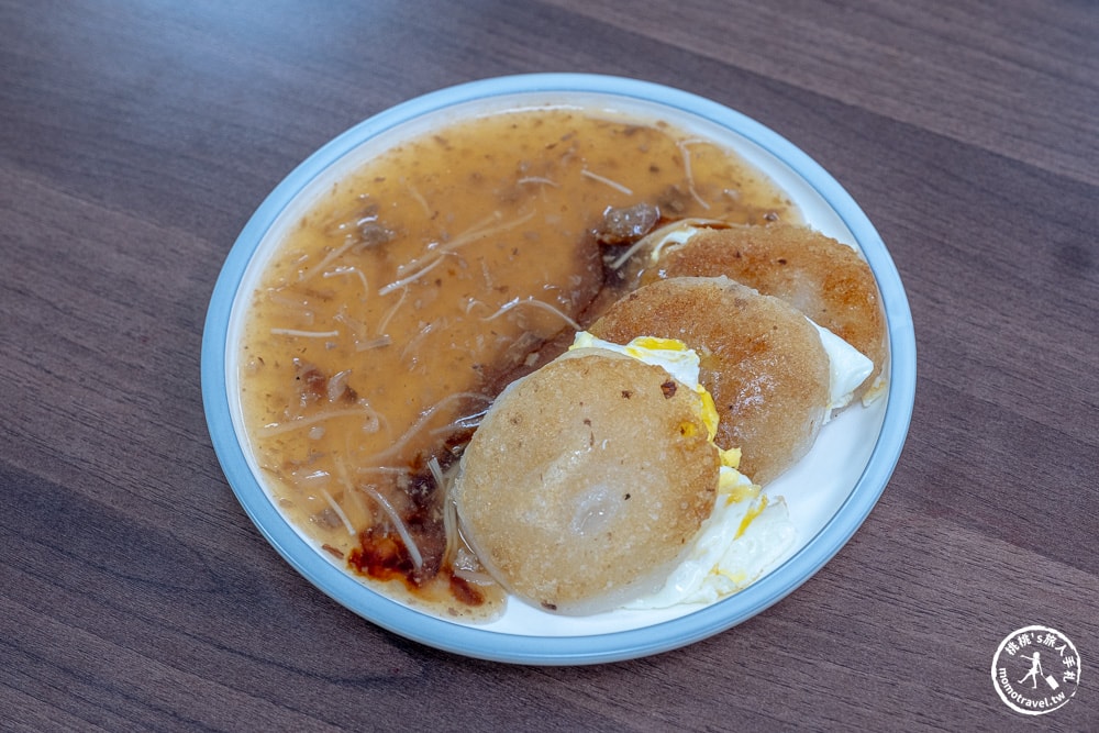 台南中西區美食|七誠米粿-金黃煎恰恰外酥內軟|國華街人氣小吃近水仙宮市場.永樂市場