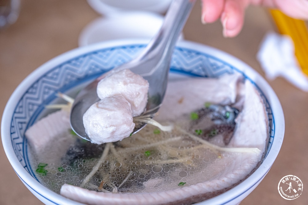 台南北區美食|開元路無名虱目魚.肉燥飯-排隊也要吃到的在地名店(菜單價格.營業時間)