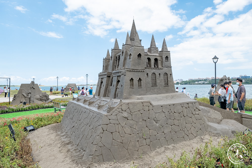 2022八里城市沙雕展|花海景觀+夜間光雕 八里左岸公園 日夜都好玩!