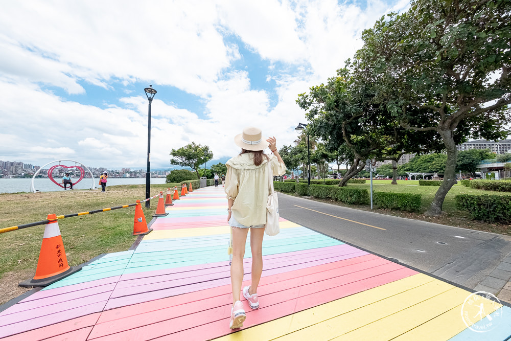 2022八里城市沙雕展|花海景觀+夜間光雕 八里左岸公園 日夜都好玩!