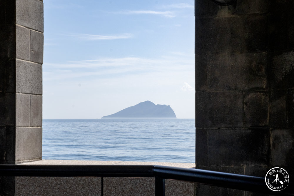 宜蘭頭城景點|頭城濱海森林公園(免門票)|八角樓瞭望台.全新露營區.咖啡廳.一覽龜山島海景|開放時間.交通停車介紹