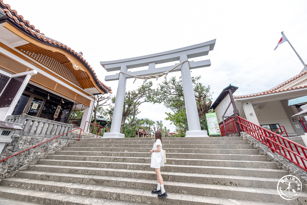 沖繩波上宮散步攻略|交通、御守、御朱印、波之上海灘、私房拍攝點 沖繩波上宮散步攻略|交通、御守、御朱印、波之上海灘、私房拍攝點
