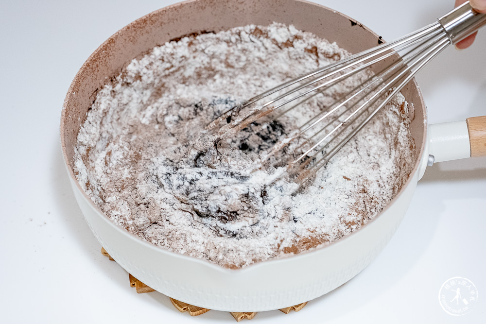 桃桃簡單料理-甜點食譜》巧克力布朗尼蛋糕│在家簡單做甜點,親子甜點DIY作法教學 桃桃簡單料理-甜點食譜》巧克力布朗尼蛋糕│在家簡單做甜點,親子甜點DIY作法教學