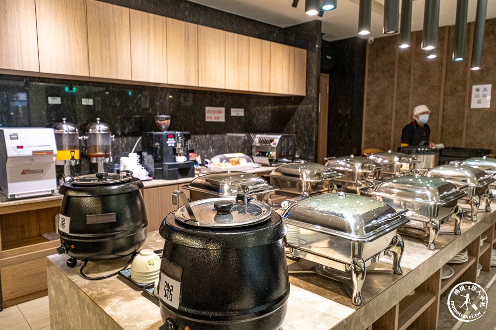 台南東區住宿|皇賓大飯店 推薦平價首選！附免費停車場、早餐，鄰近大東夜市交通超方便