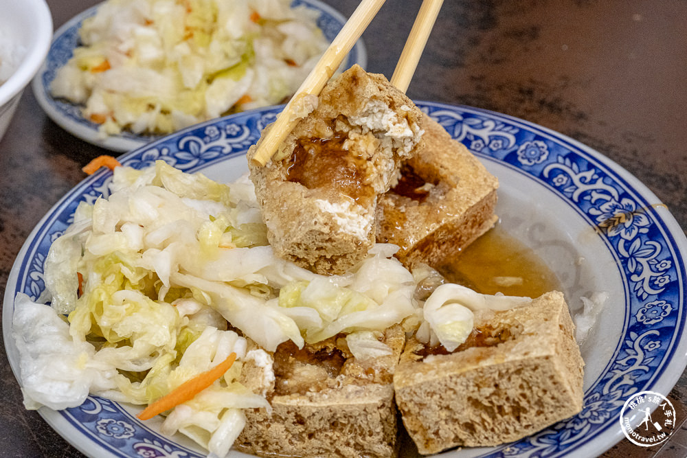 南投埔里美食|小醬.古早麵.臭豆腐|臭豆腐+滷肉飯 創意料理新滋味 (菜單價格.營業時間)