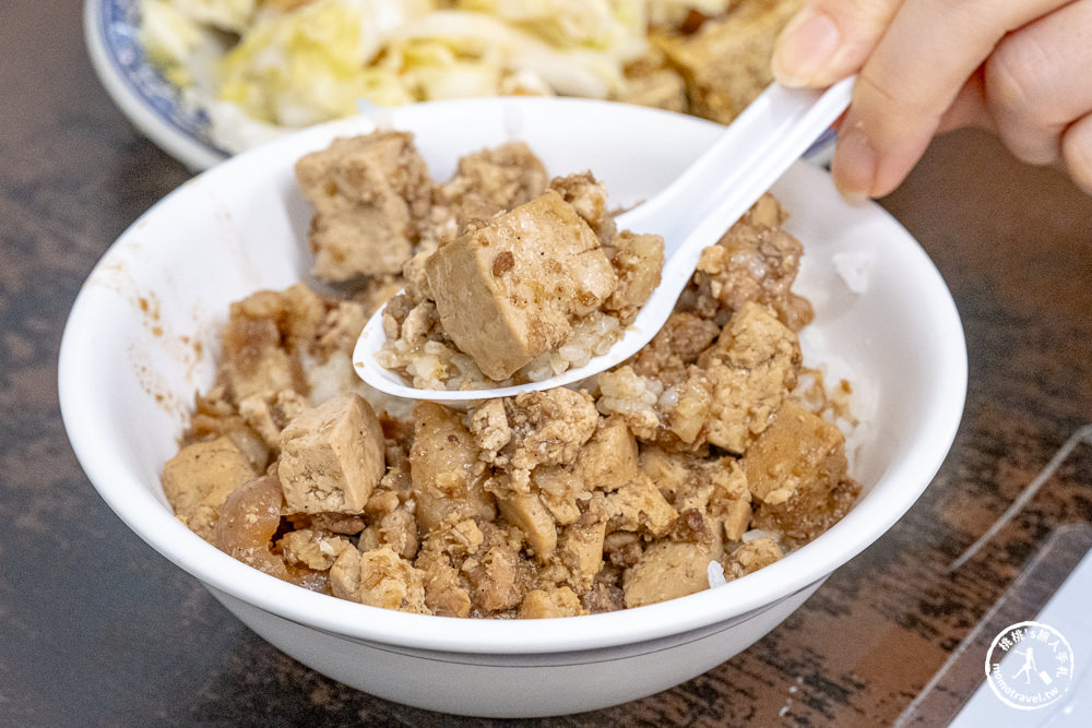 南投埔里美食|小醬.古早麵.臭豆腐|臭豆腐+滷肉飯 創意料理新滋味 (菜單價格.營業時間)