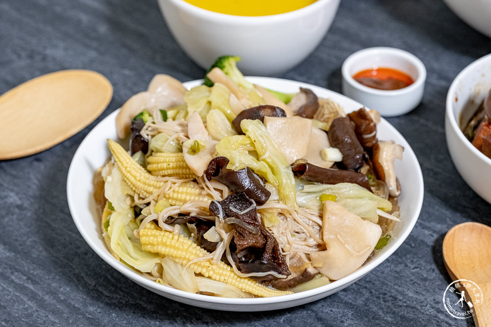 中崙市場美食》行動支付外帶回家吃，防疫零接觸！
