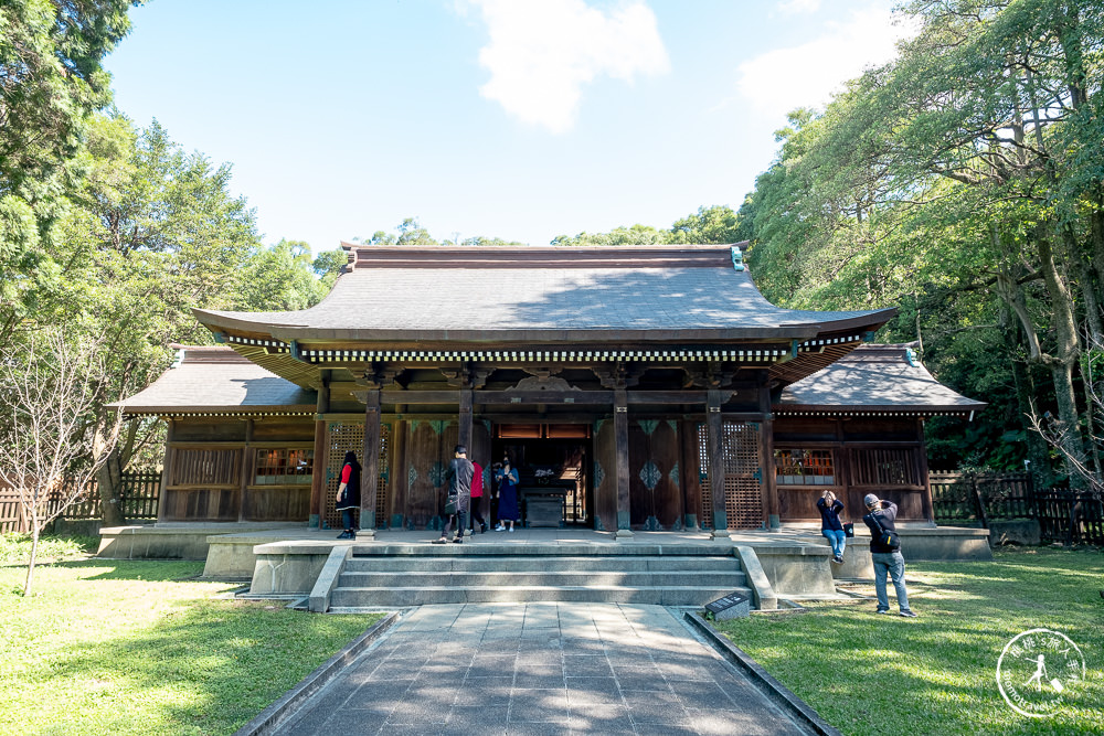 桃園市區景點|桃園神社文化園區(免門票).桃園忠烈祠|鳥居.參道.石燈籠.最完整的神社古蹟