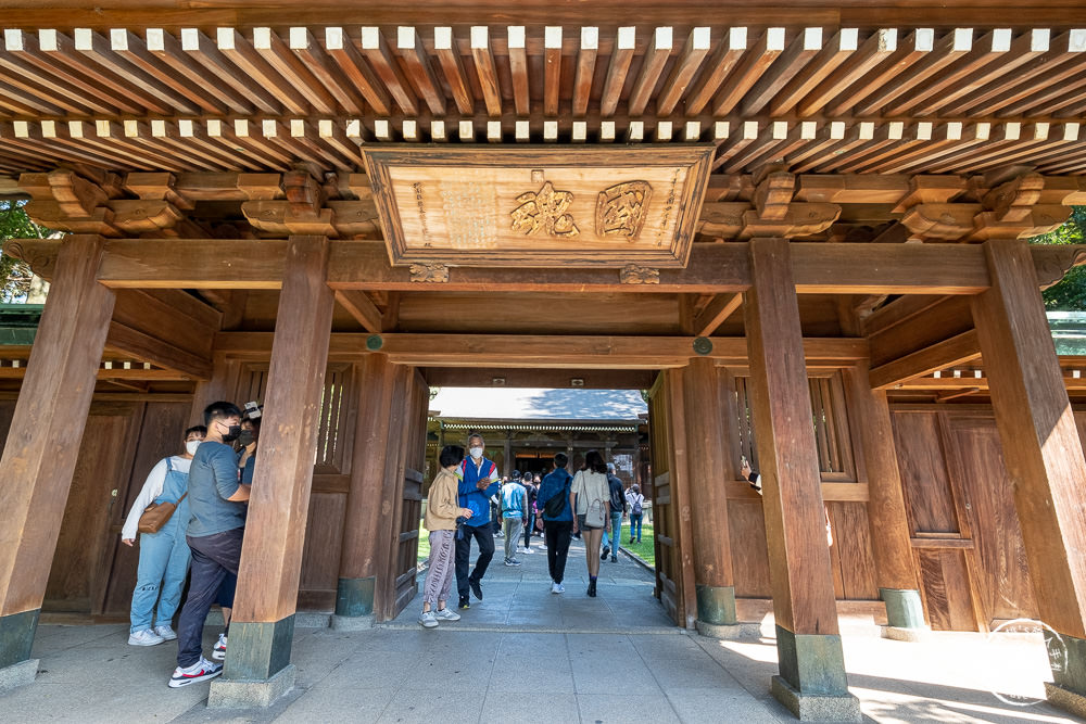 桃園市區景點|桃園神社文化園區(免門票).桃園忠烈祠|鳥居.參道.石燈籠.最完整的神社古蹟