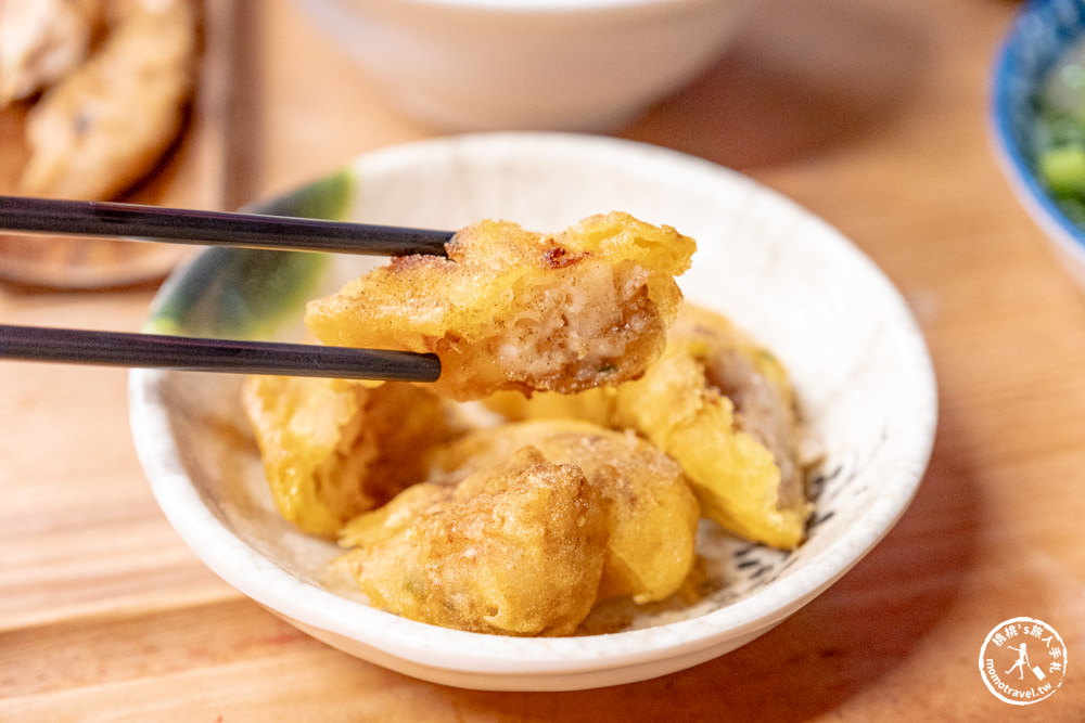 台南中西區美食|鼎富發豬油拌飯-生蛋黃拌飯吃才是正港吃法|藏身巷弄人氣排隊名店(營業時間.菜單價格)