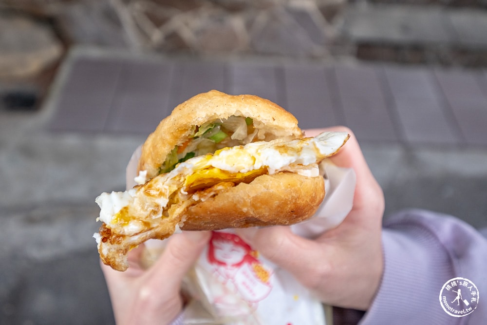 嘉義東區美食| 廟口煎餅-在地人排隊下午茶,半鹹甜口味超特別!(菜單價格.營業時間) 嘉義東區美食| 廟口煎餅-在地人排隊下午茶,半鹹甜口味超特別!(菜單價格.營業時間)